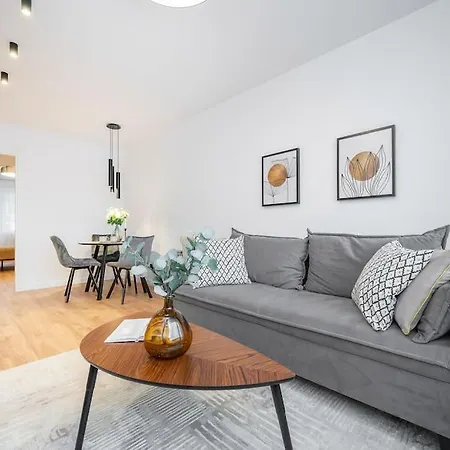 Apartman Zirmunai Comfort Place